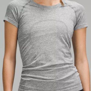 Lulu Lemon Swiftly Tech Short-Sleeve Shirt 2.0
